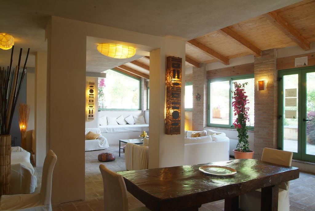 Le Torracce Agriturismo Olistico Hotel Valfabbrica Eksteriør billede