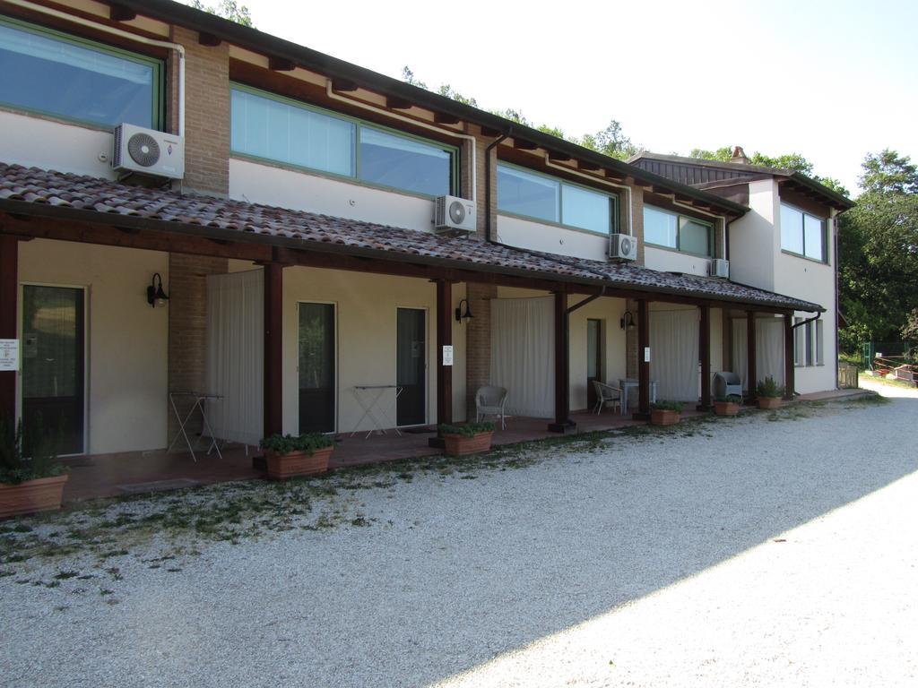Le Torracce Agriturismo Olistico Hotel Valfabbrica Eksteriør billede